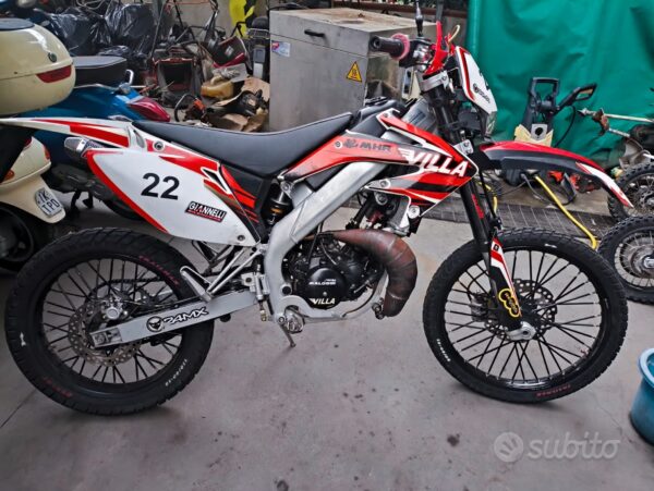 Moto Villa 50 WRE usata vista di profilo