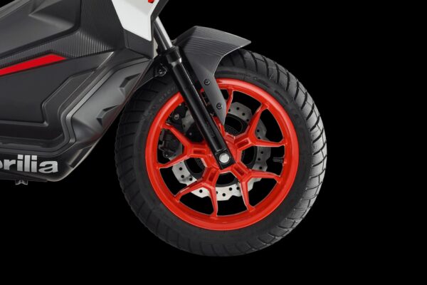 scooter Aprilia SR GT Sport-2