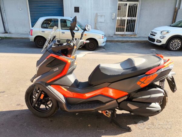 scooter Kymco DTX 360 350i usato-7
