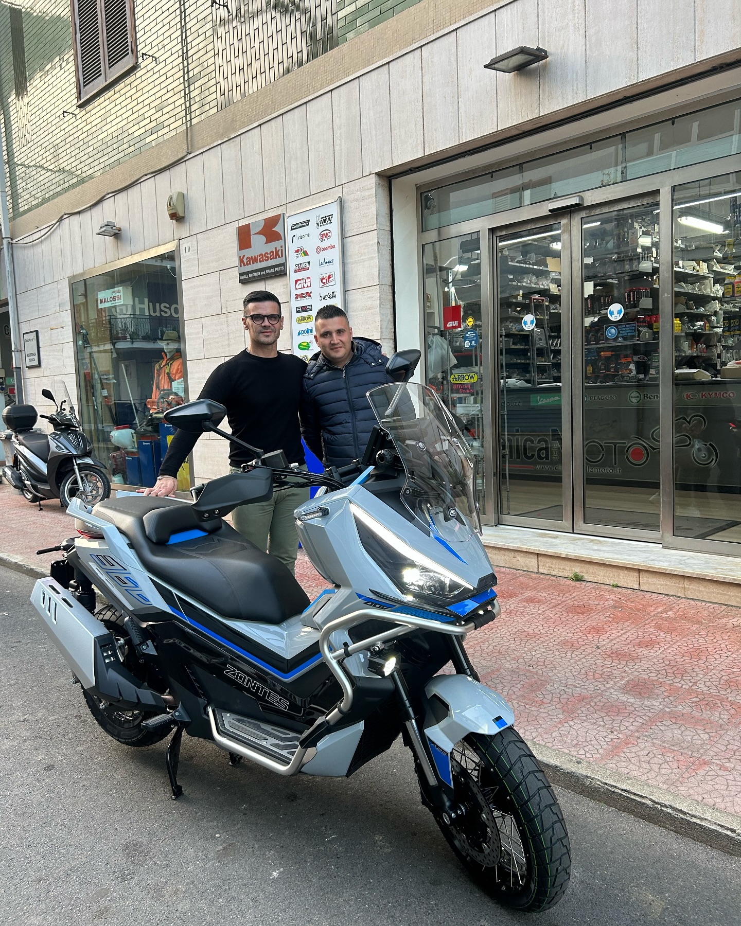 consegna moto Zontes 368 G clinica della moto corigliano rossano